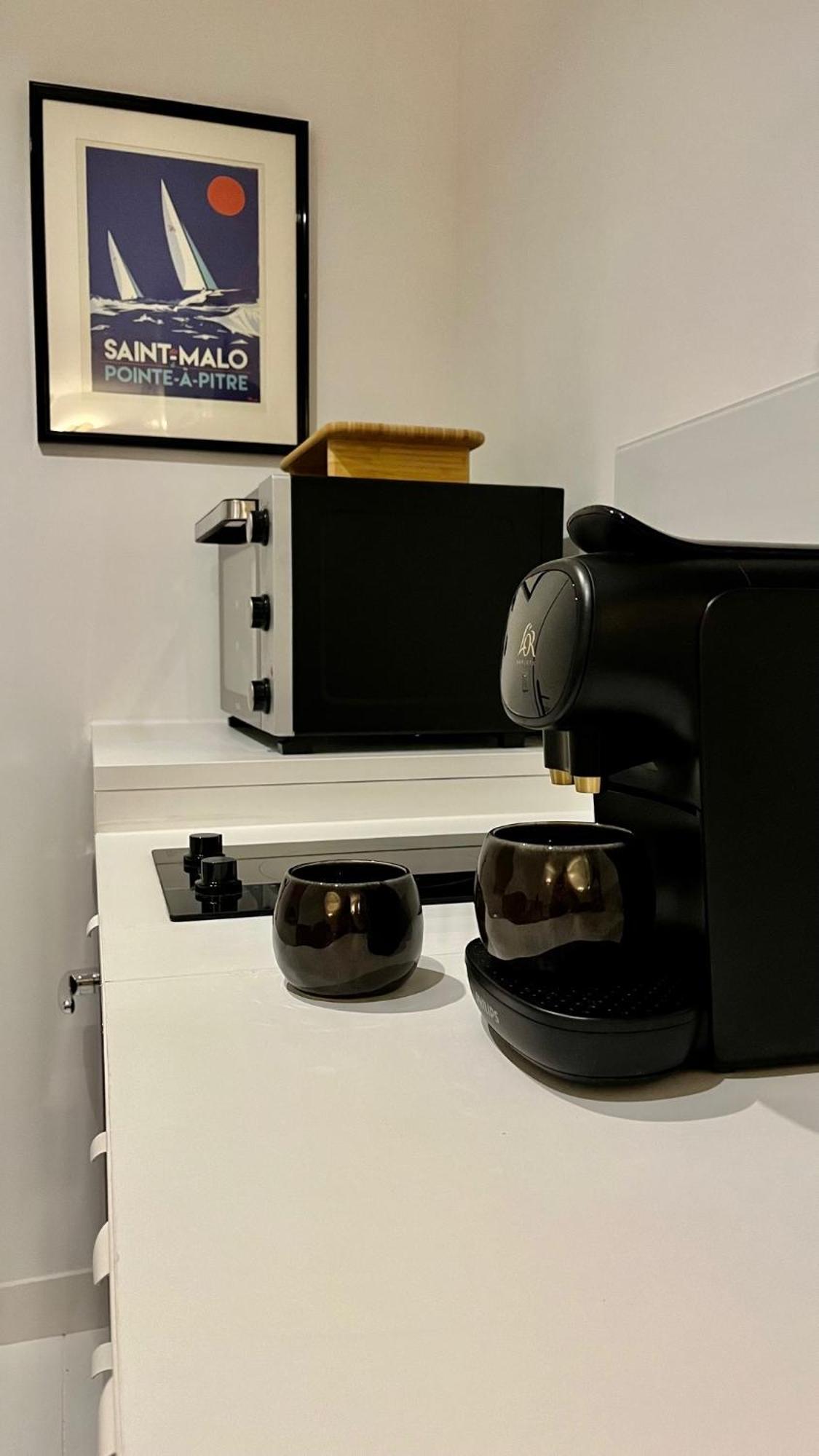 Le 1665 : Studio Centre Ville サン・マロ エクステリア 写真